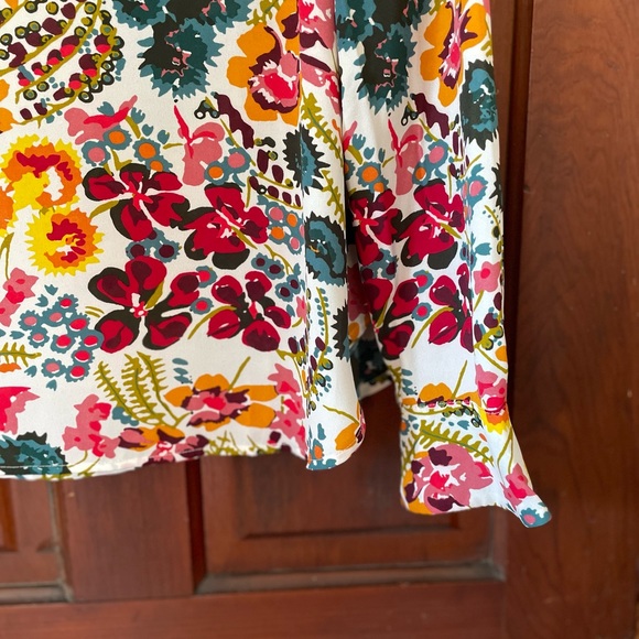 LIGHT AND FLOWERY — Blouse - Picture 7 of 9